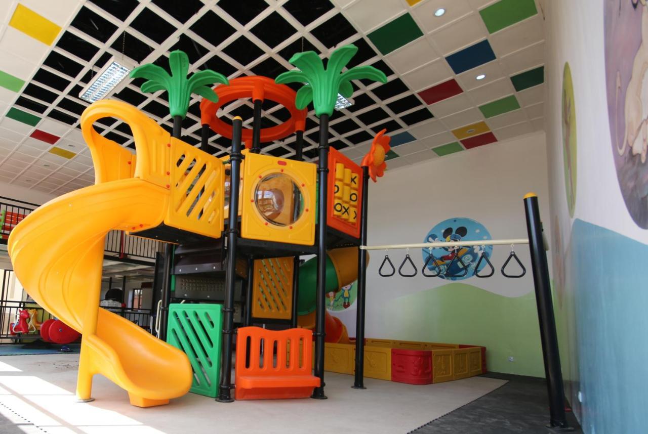 לובומבאשי The Big 5 Hotel, Lodge & Camp מראה חיצוני תמונה