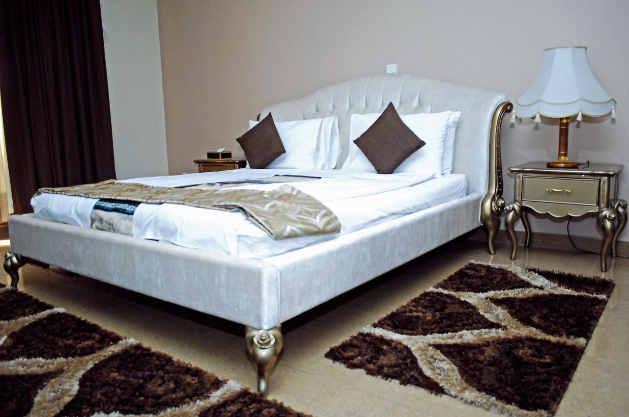לובומבאשי The Big 5 Hotel, Lodge & Camp מראה חיצוני תמונה